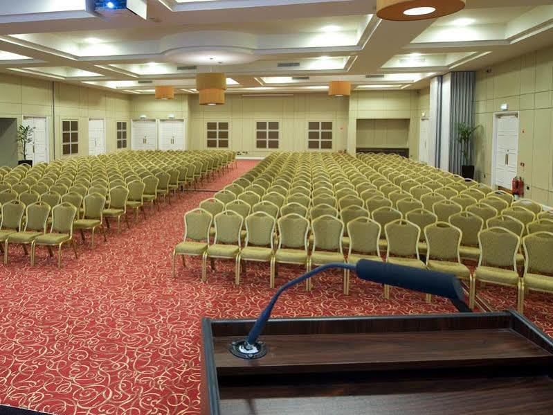 Charleville Park Hotel & Leisure Club Ireland Εξωτερικό φωτογραφία